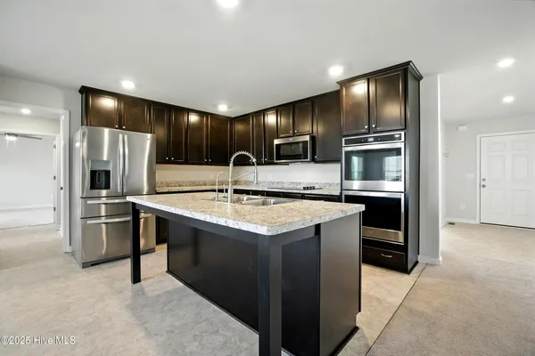 $774,900 | 127 Colington Circle, Aydlett, NC 27916