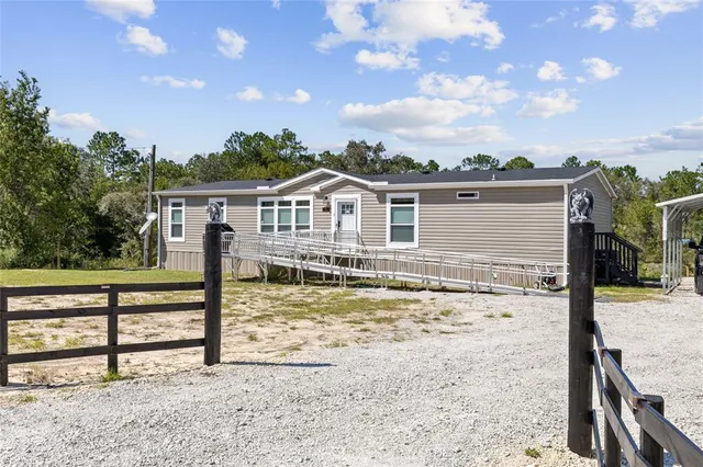 $245,900 | 13411 Southeast 21 Place, Morriston, FL 32668