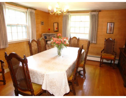 6 Ingleside Road Lexington, MA 02420 - Photo 3 of 12 Gallery Image 3