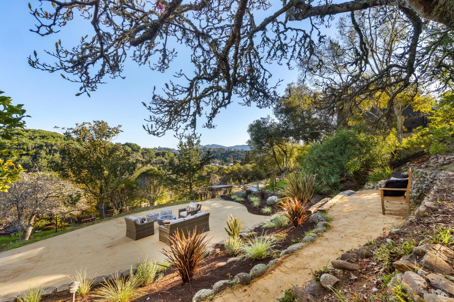 18 Stanton Way Mill Valley, CA 94941 - Photo 16 of 74 Peaceful meditation space.