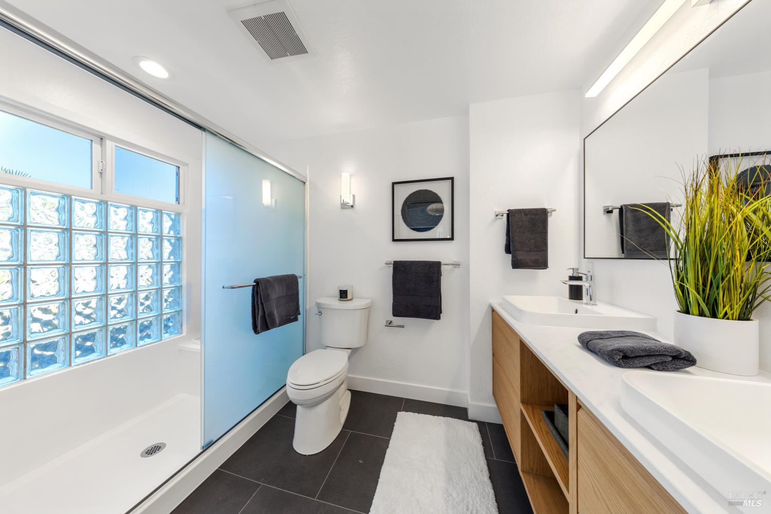 18 Stanton Way Mill Valley, CA 94941 - Photo 38 of 74 Updated primary bath filled with natural light and privacy.