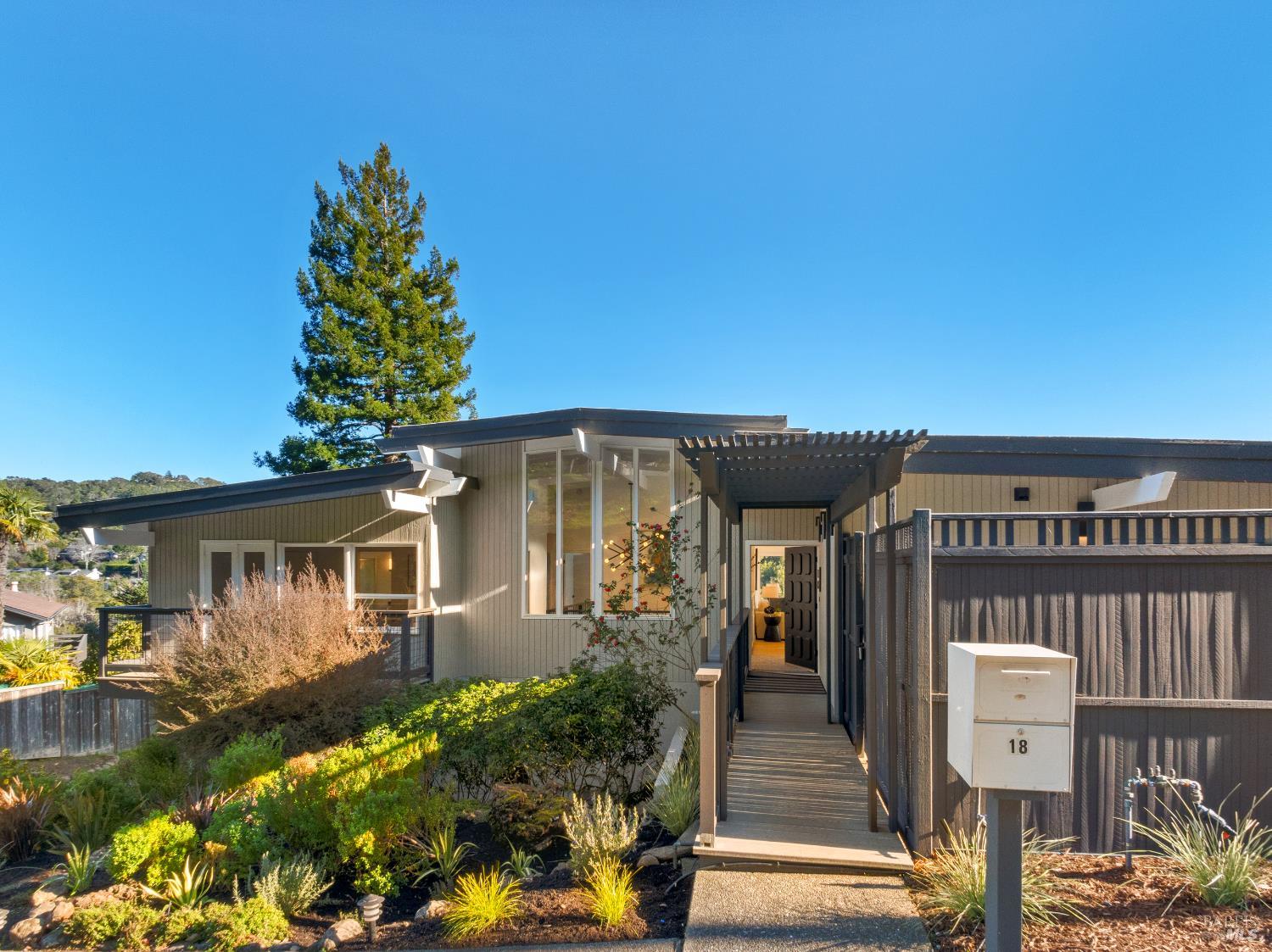 18 Stanton Way Mill Valley, CA 94941 - Photo 6 of 74