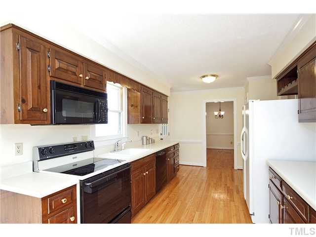 7401 Wilderness Road Raleigh, NC 27613 - Photo 4 of 13