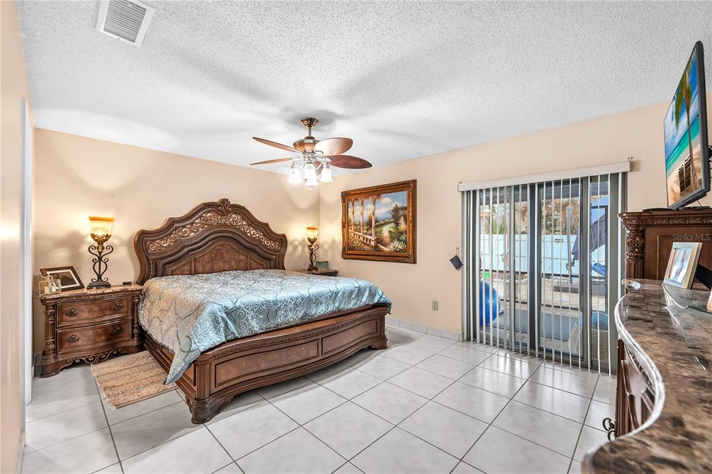 9611 Cypress Brook Road Tampa, FL 33647 - Photo 12 of 20