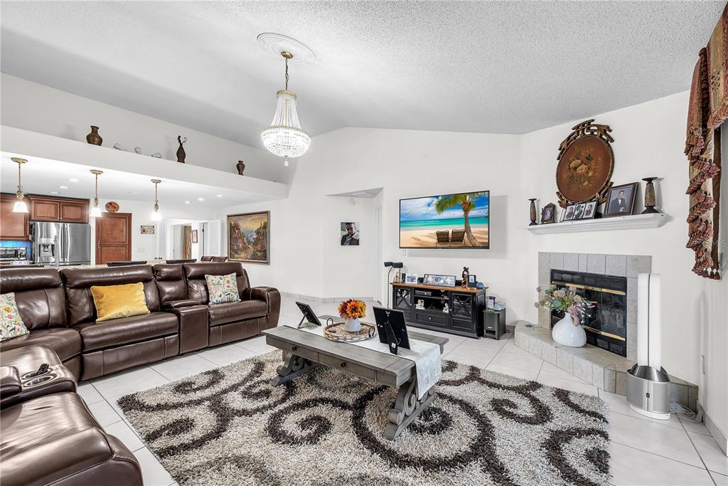 9611 Cypress Brook Road Tampa, FL 33647 - Photo 17 of 20