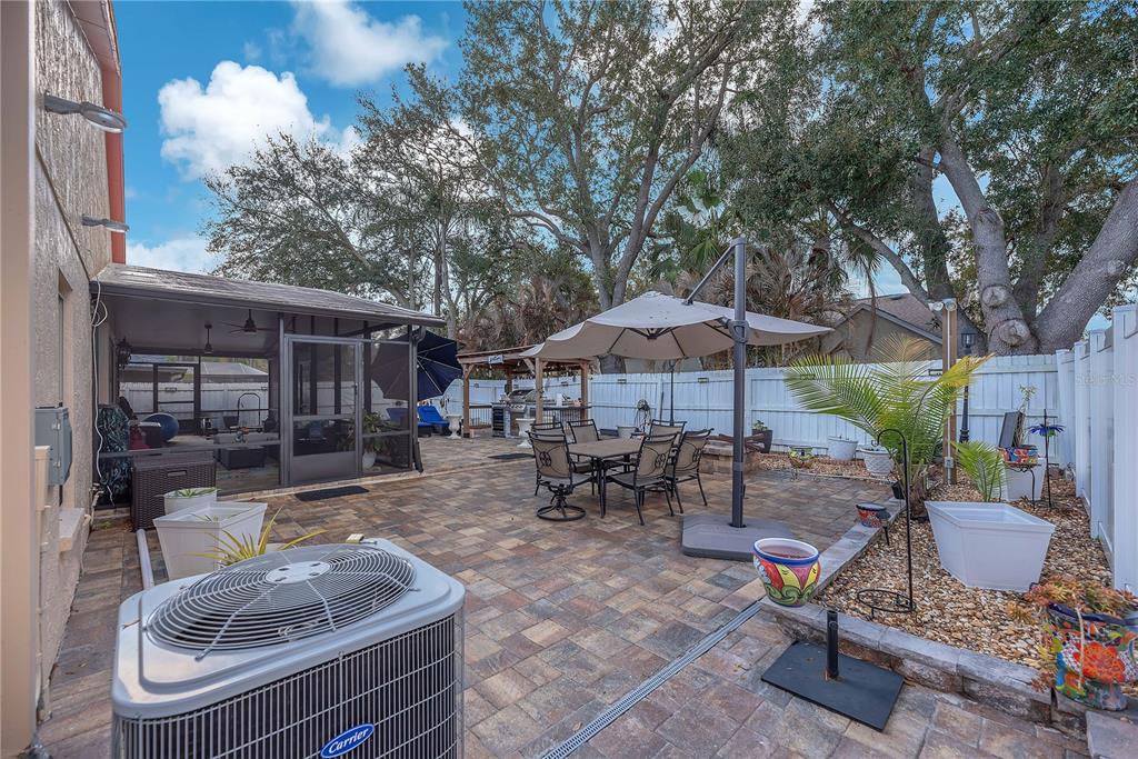 9611 Cypress Brook Road Tampa, FL 33647 - Photo 2 of 20