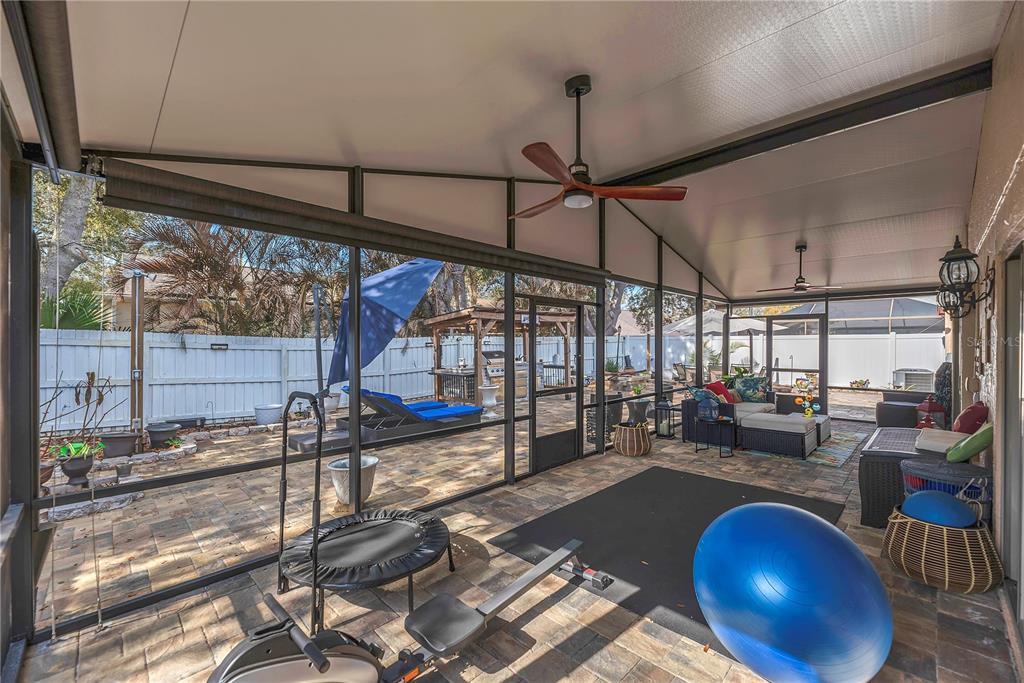 9611 Cypress Brook Road Tampa, FL 33647 - Photo 4 of 20