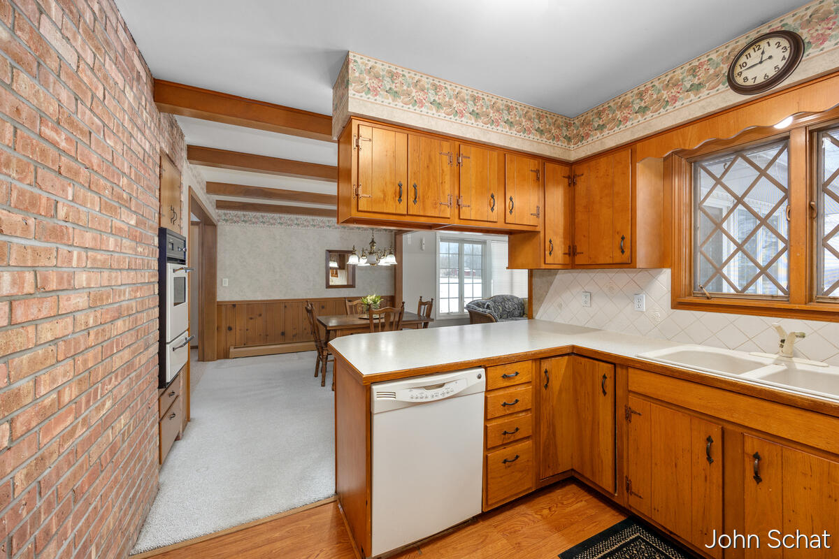 2145 Bauer Road Jenison, MI 49428 - Photo 11 of 31 2145-Bauer_011