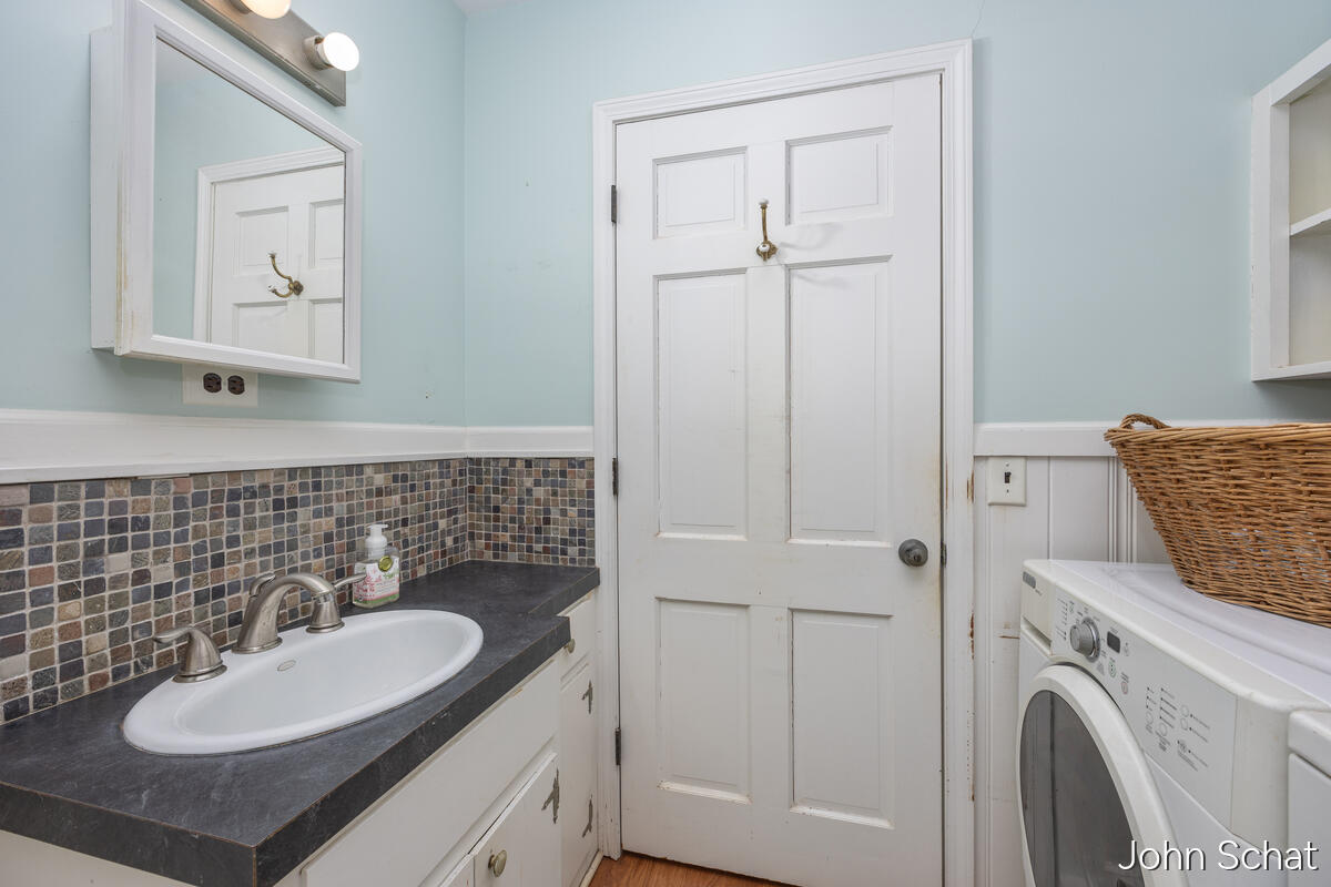 2145 Bauer Road Jenison, MI 49428 - Photo 20 of 31 2145-Bauer_020