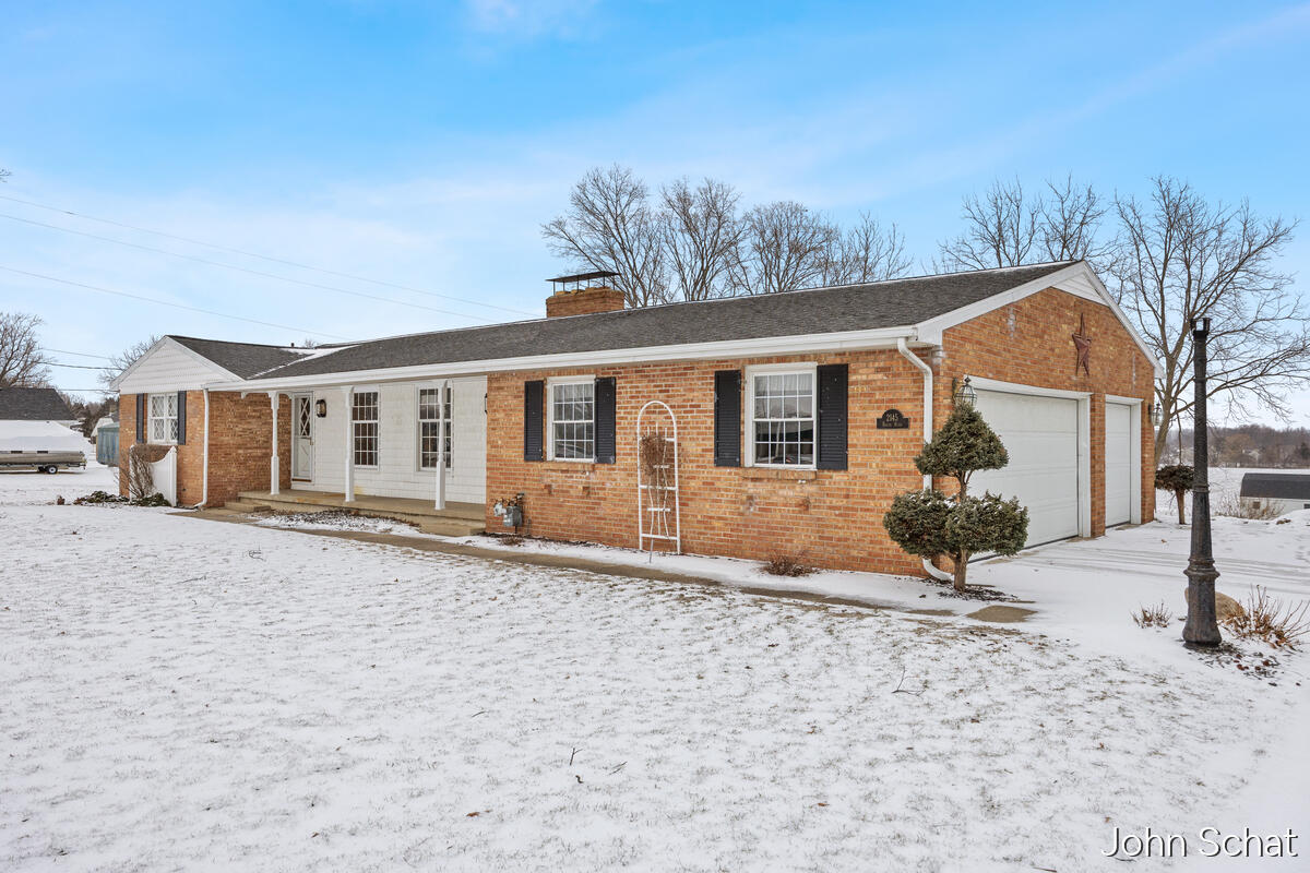 2145 Bauer Road Jenison, MI 49428 - Photo 2 of 31 2145-Bauer_002