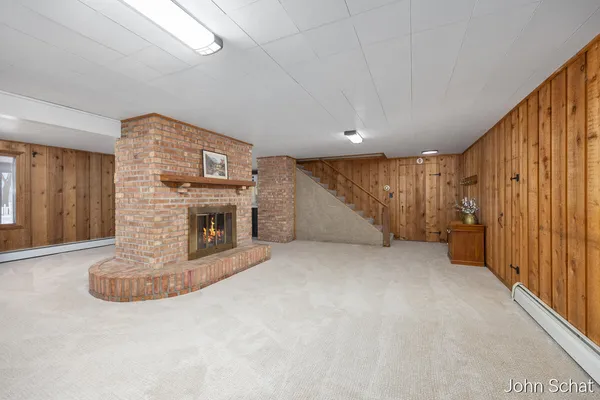 $429,900 | 2145 Bauer Road, Jenison, MI 49428
