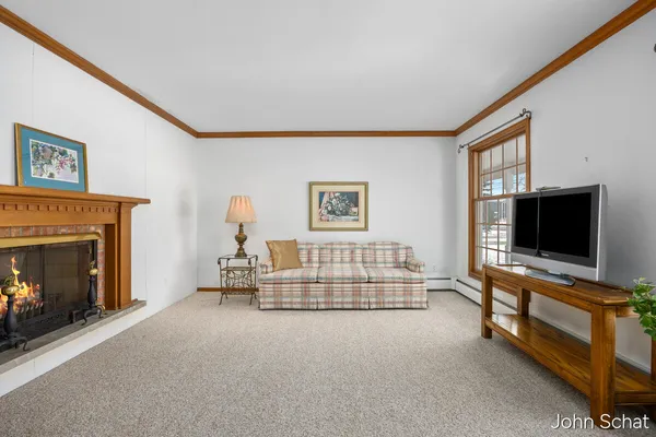 $429,900 | 2145 Bauer Road, Jenison, MI 49428