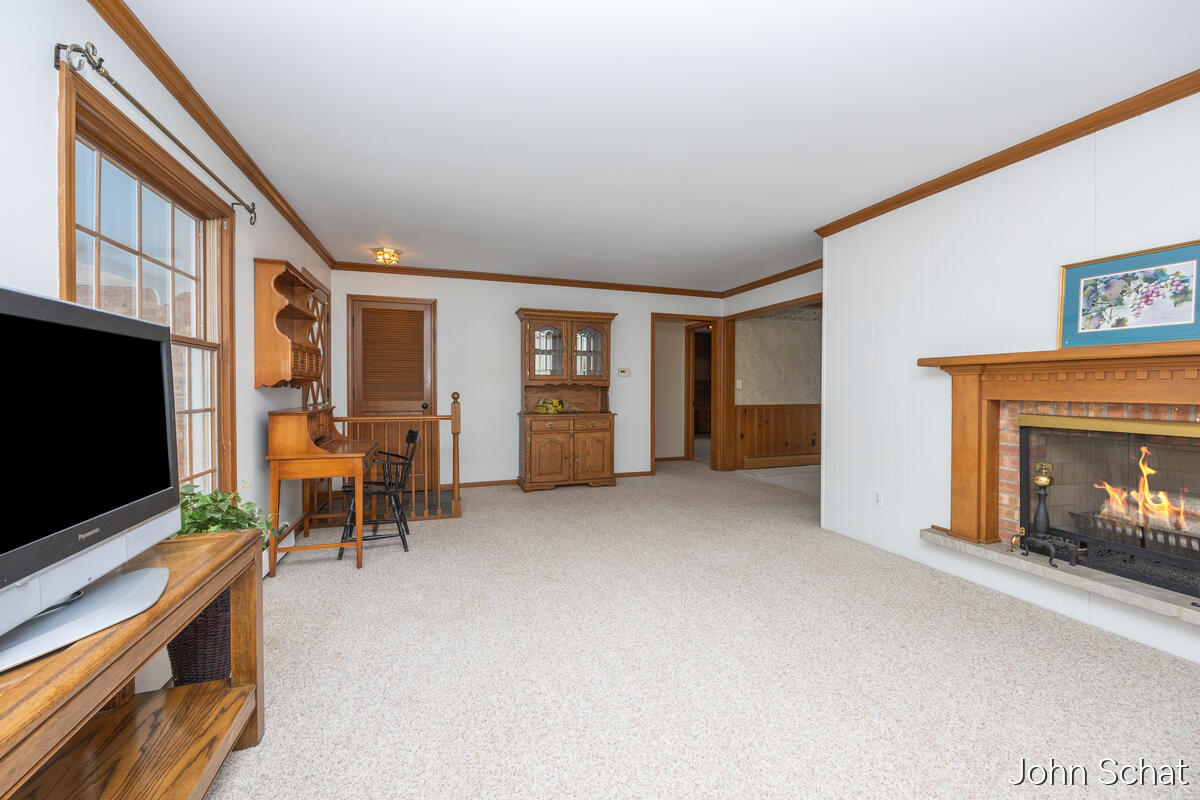 2145 Bauer Road Jenison, MI 49428 - Photo 6 of 31 2145-Bauer_006