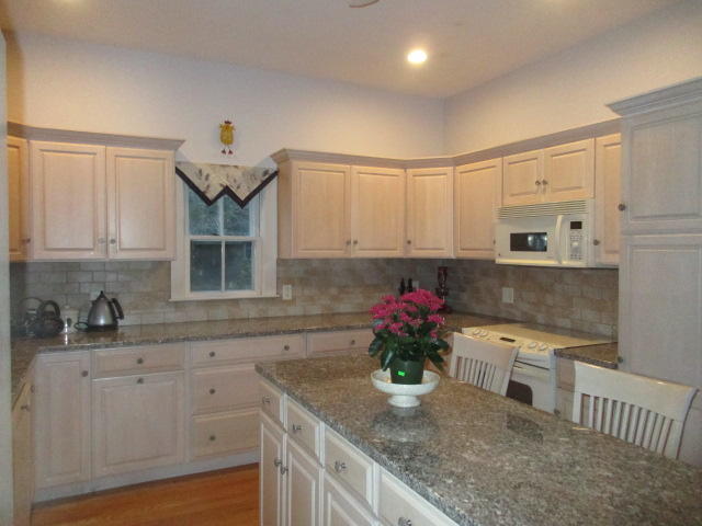 39 Park Street Harwich, MA 02645 - Photo 6 of 33 AZ & 39 Park St., Harwich 089