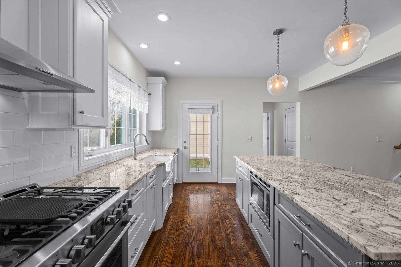 67 Boston Post Road, Unit 8 Madison, CT 06443 - Photo 7 of 35