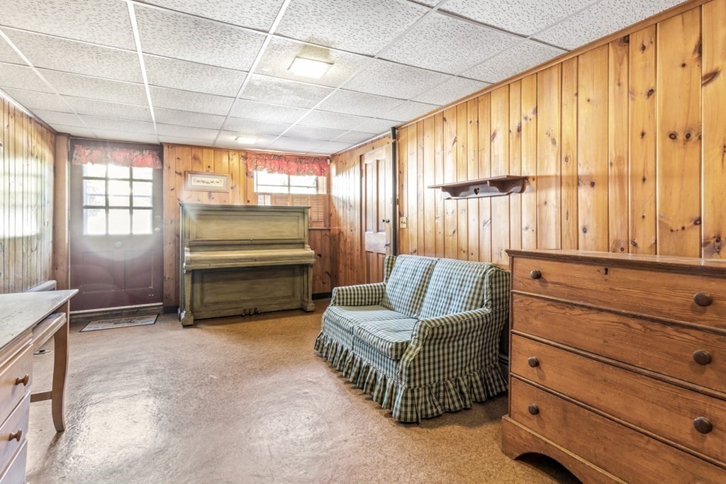 343 Bay Road Sharon, MA 02067 - Photo 33 of 36 Gallery Image 33