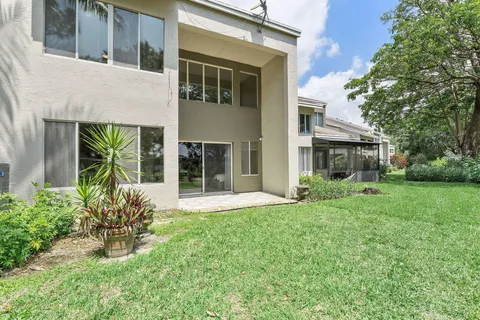 $3,950 | 6706 Boca Pines Trail, Unit B, Boca Raton, FL 33433