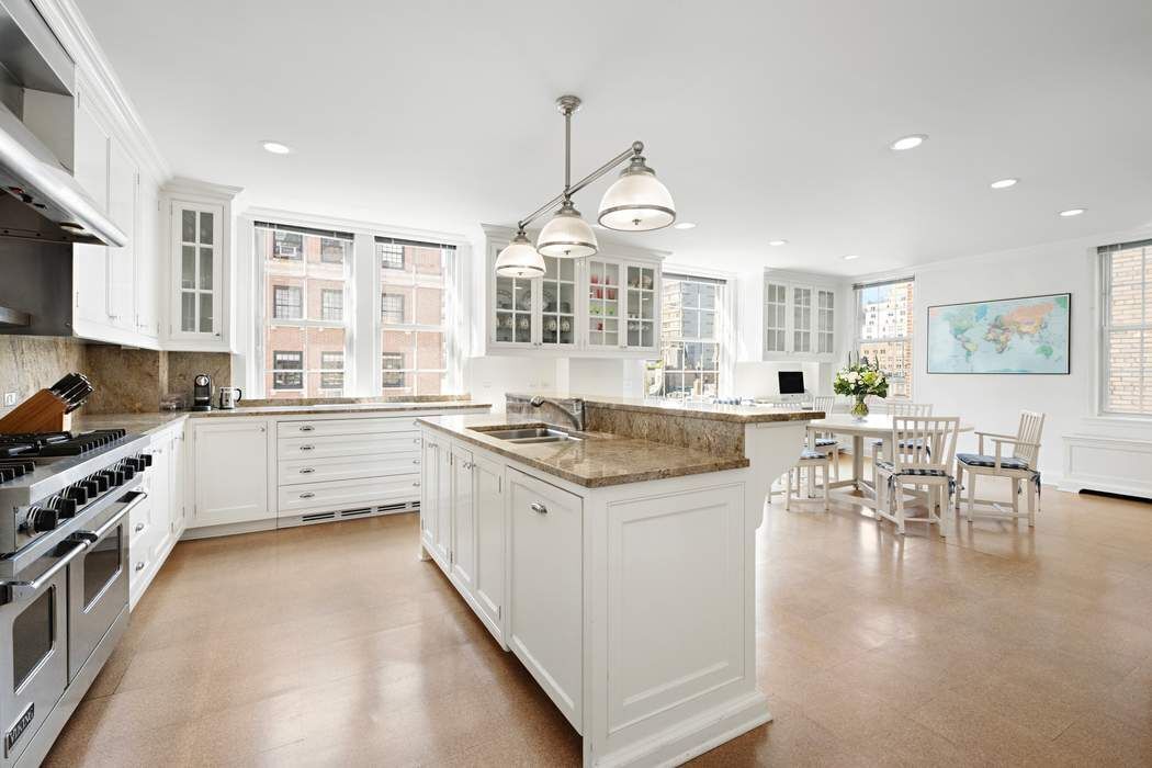 131 East 69th Street, Unit 8 Manhattan, NY 10021 - Photo 7 of 16