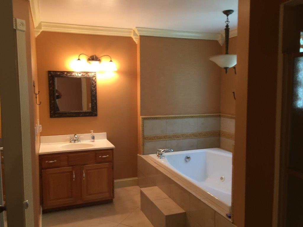 550 Clarkrange Estates Road Clarkrange, TN 38553 - Photo 27 of 36 Master Bathroom Down (2)
