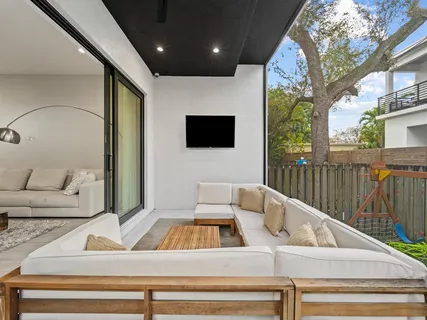 $1,395,000 | 317 Northeast 15th Avenue, Unit 317, Fort Lauderdale, FL 33301