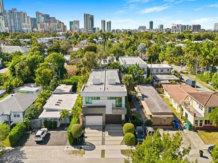 $1,395,000 | 317 Northeast 15th Avenue, Unit 317, Fort Lauderdale, FL 33301