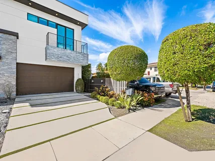 $1,395,000 | 317 Northeast 15th Avenue, Unit 317, Fort Lauderdale, FL 33301