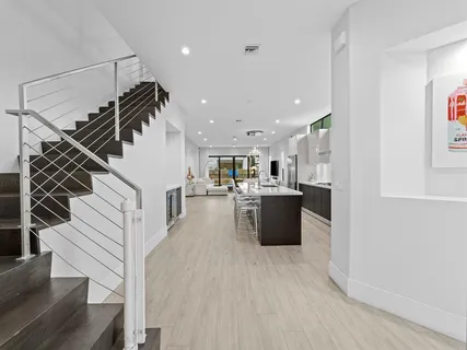 $1,395,000 | 317 Northeast 15th Avenue, Unit 317, Fort Lauderdale, FL 33301