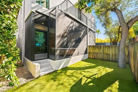 $1,395,000 | 317 Northeast 15th Avenue, Unit 317, Fort Lauderdale, FL 33301