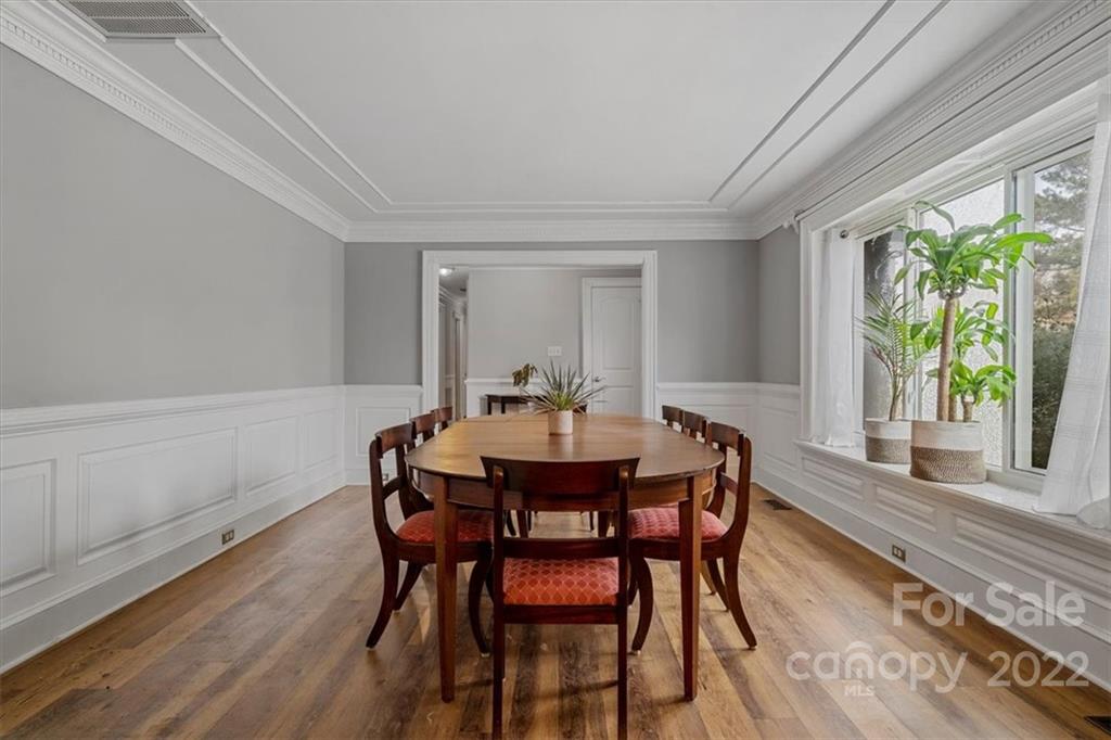 9228 Raintree Lane Charlotte, NC 28277 - Photo 7 of 40 Gallery Image 7