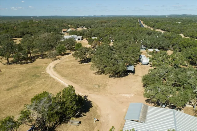 $980,000 | 100 Burnett Ranch Road, Wimberley, TX 78676