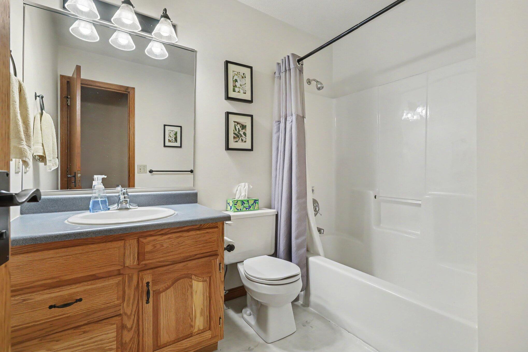 2685 Hunters Point Kalamazoo, MI 49048 - Photo 21 of 34 021_file_7025