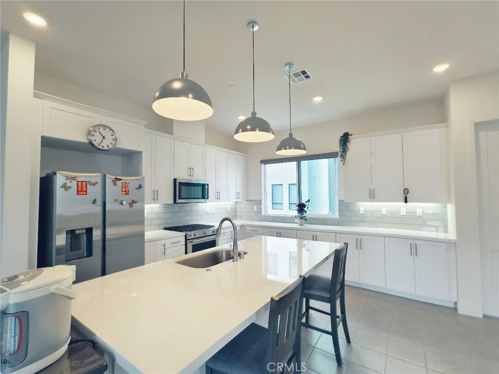 16125 Veterans Way Tustin, CA 92782 - Photo 5 of 42