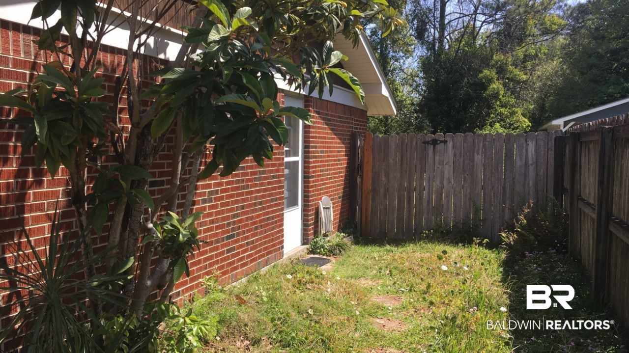 654 Grand Boulevard Mobile, AL 36611 - Photo 4 of 26