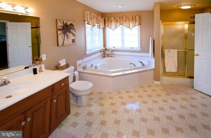 105 East 4th Avenue Lititz, PA 17543 - Photo 15 of 34 Gallery Image 15