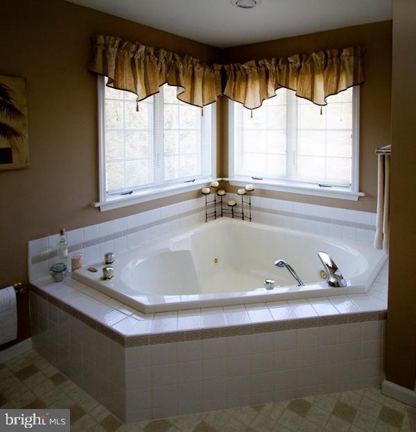 105 East 4th Avenue Lititz, PA 17543 - Photo 16 of 34 Gallery Image 16