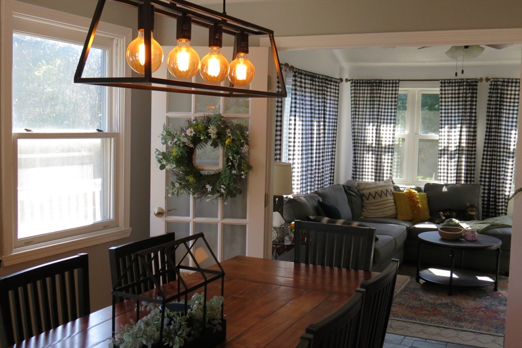 54 Burnham Road Billerica, MA 01862 - Photo 11 of 37 Gallery Image 11