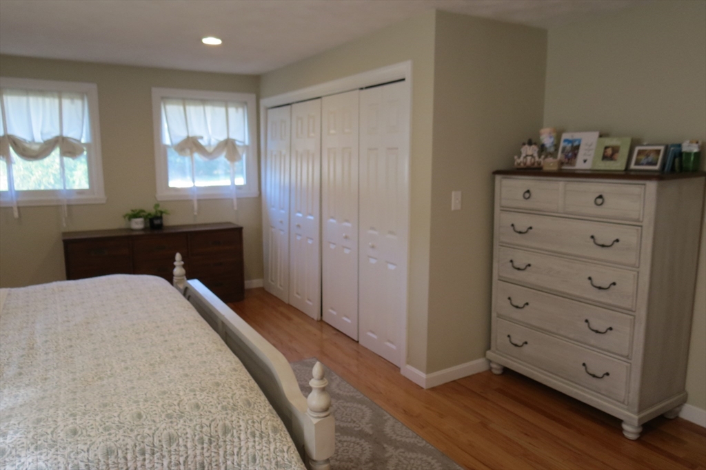 54 Burnham Road Billerica, MA 01862 - Photo 16 of 37 Gallery Image 16