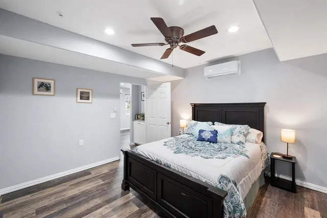 $649,000 | 419 Sky Harbour Court, Granbury, TX 76049