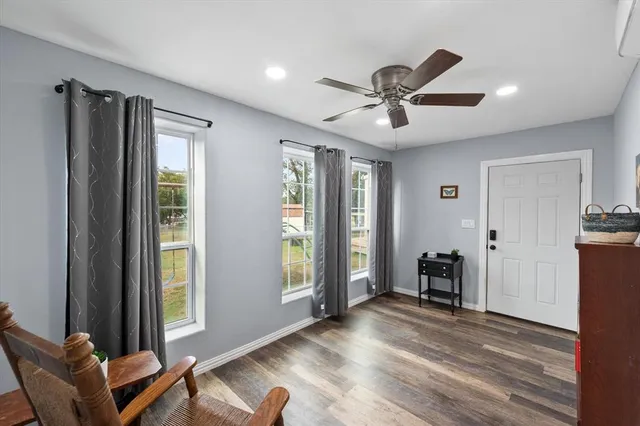 $649,000 | 419 Sky Harbour Court, Granbury, TX 76049