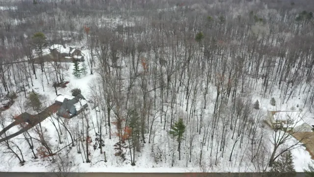 $80,000 | Maple Grove, Suamico, WI 54173