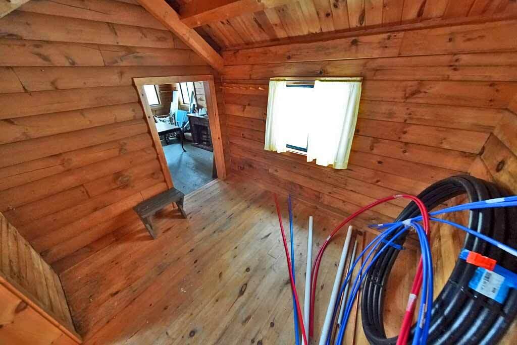 Lot 14 Mountain Road Houlton, ME 04730 - Photo 48 of 75 middle-room-log-off-grid-ca