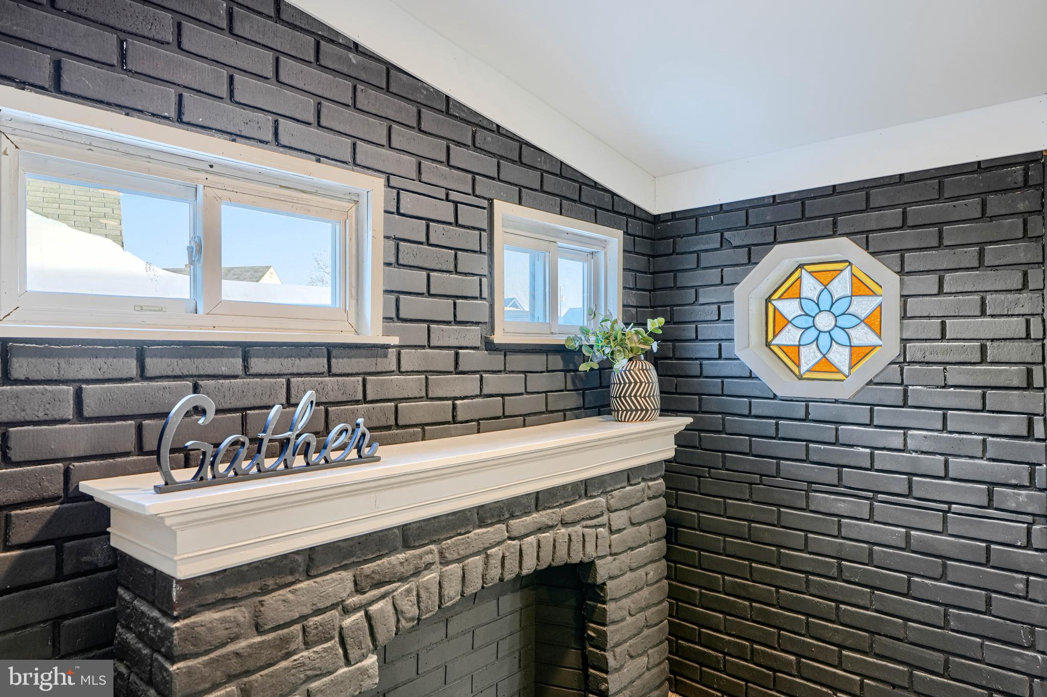 2408 Meadow Road Baltimore, MD 21222 - Photo 15 of 54