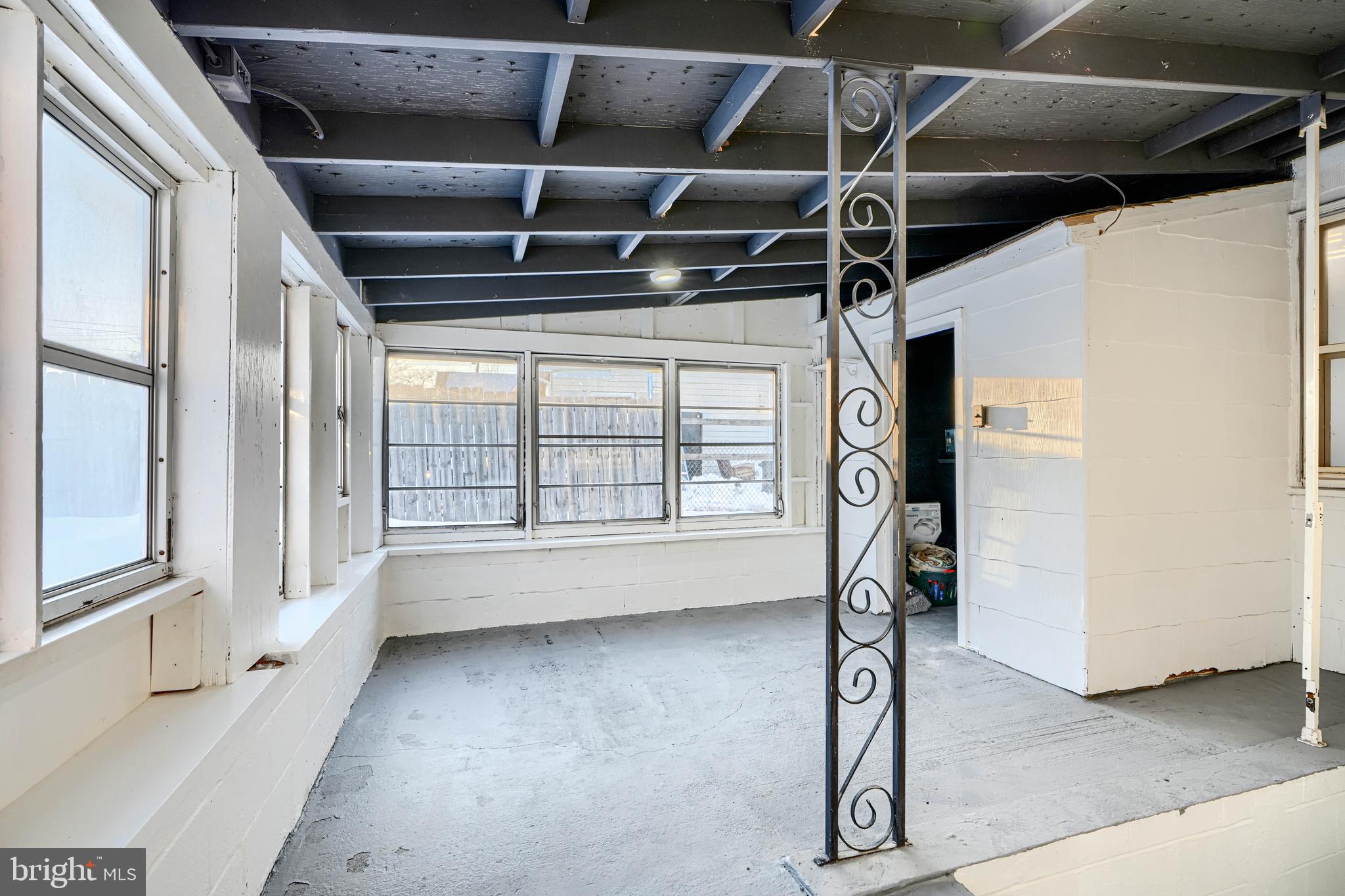 2408 Meadow Road Baltimore, MD 21222 - Photo 23 of 54