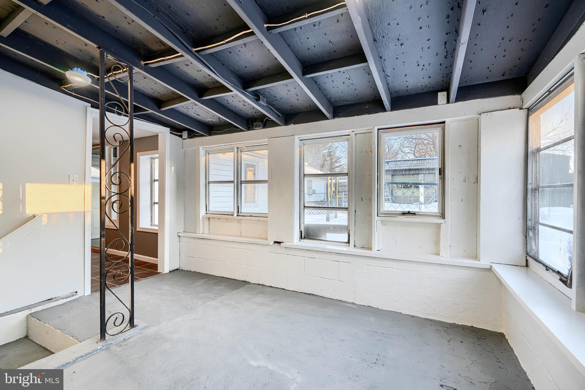 2408 Meadow Road Baltimore, MD 21222 - Photo 25 of 54