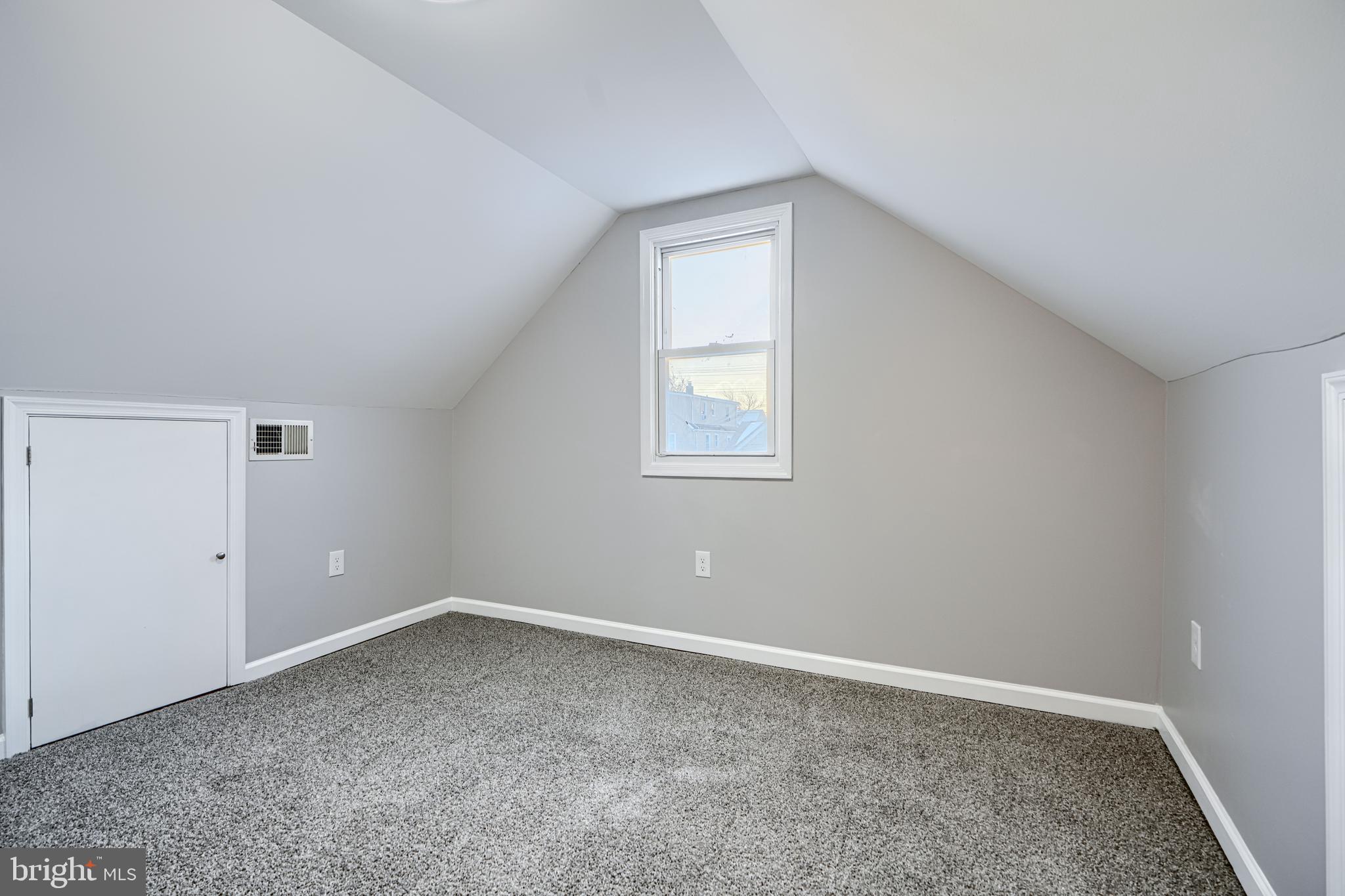 2408 Meadow Road Baltimore, MD 21222 - Photo 46 of 54