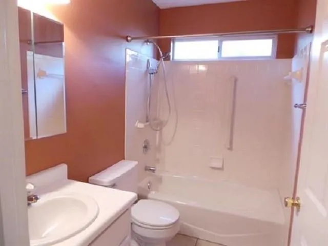 $2,500 | 2605 Cotuit Lane, Tallahassee, FL 32309