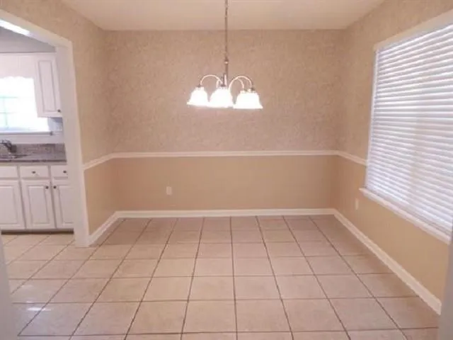 $2,500 | 2605 Cotuit Lane, Tallahassee, FL 32309