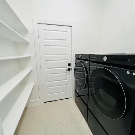 $2,500 | 719 Kristi Lane, Cedar Hill, TX 75104