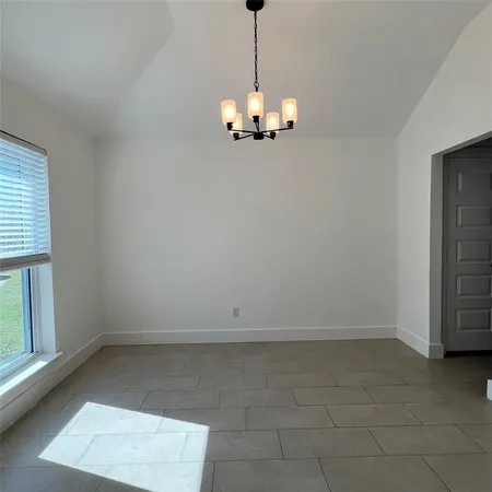 $2,500 | 719 Kristi Lane, Cedar Hill, TX 75104