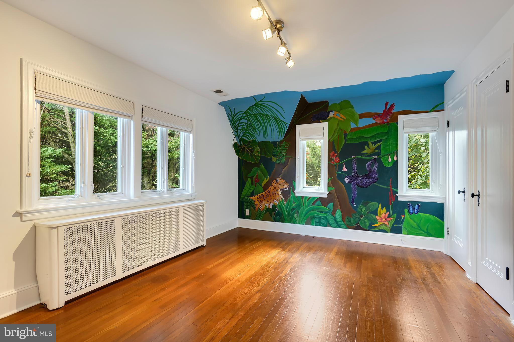 5 Wessex Road Silver Spring, MD 20910 - Photo 25 of 35 Spacious Third Bedroom